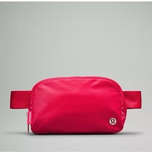 Lululemon Everywhere Belt Bag 1L